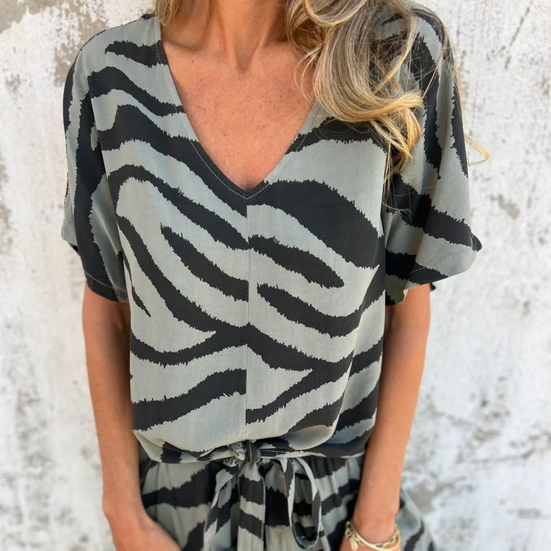 🔥2025 HOT SALE🔥 Women's Zebra Print V-Neck Top & Pants (2-Piece Set)