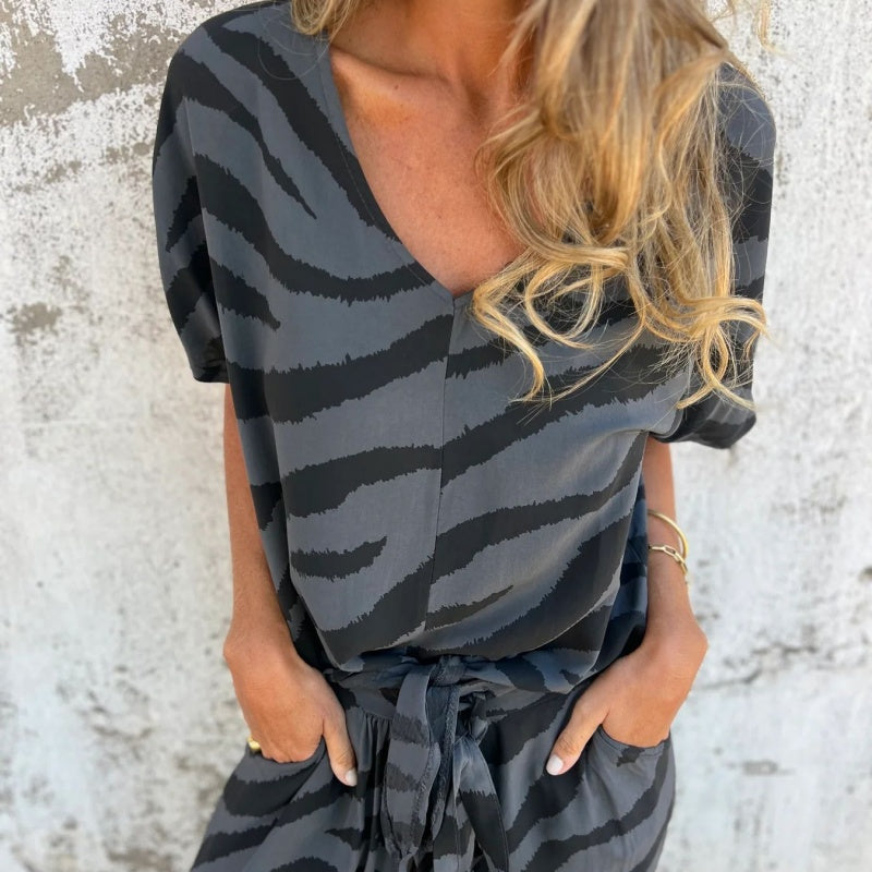 🔥2025 HOT SALE🔥 Women's Zebra Print V-Neck Top & Pants (2-Piece Set)