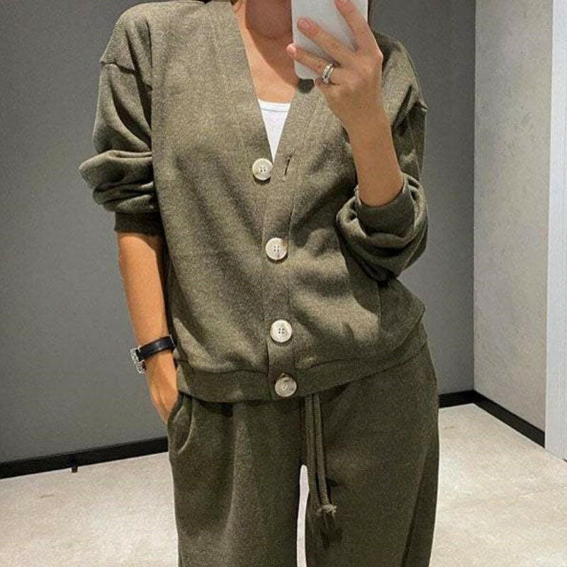 🍂Autumn Promotion 40%💕 new style two-piece knitted button jacket and pants set for women
