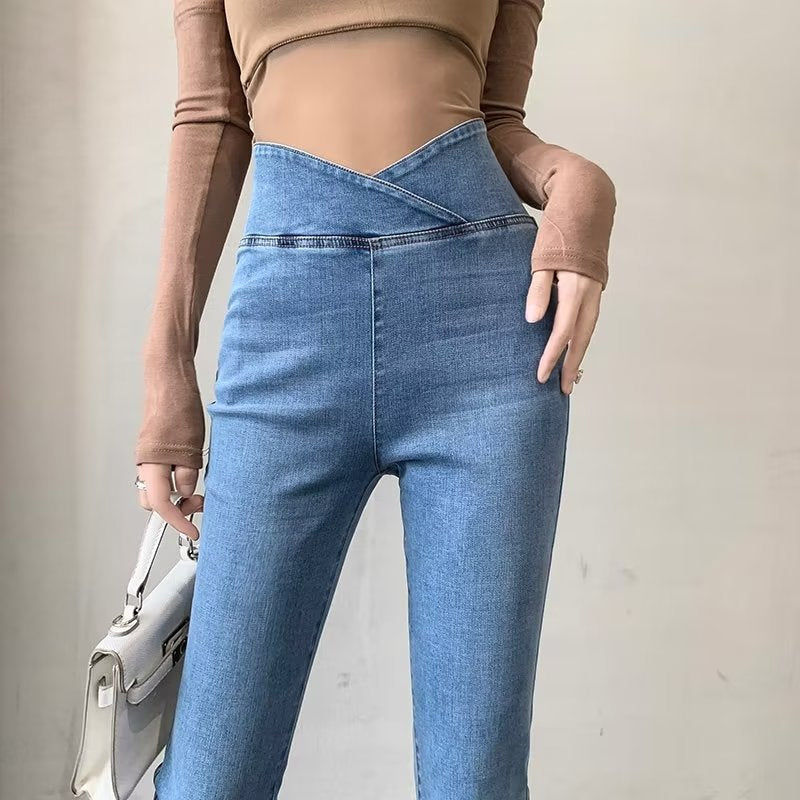 High Waisted Elastic Micro-flare Jeans