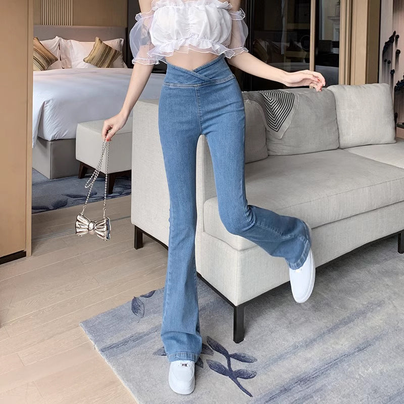 High Waisted Elastic Micro-flare Jeans