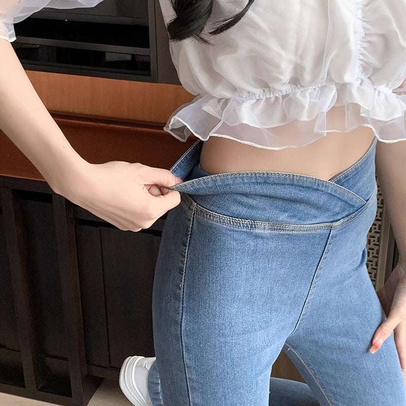 High Waisted Elastic Micro-flare Jeans