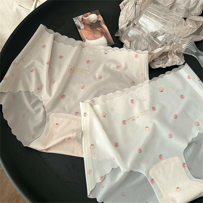 Women’s Ultra-thin Traceless Ice Silk Panties