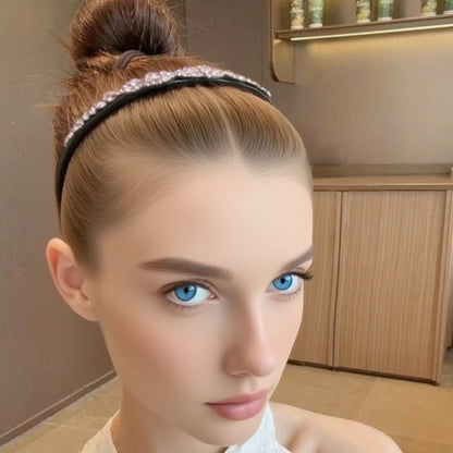Sparkling Rhinestone Bow Hair Styling Comb