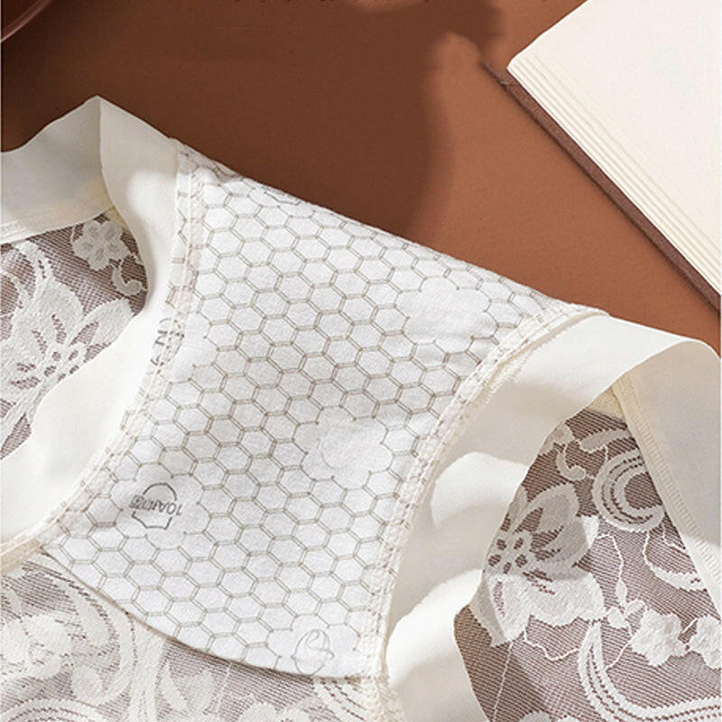 Women's Hygienic Mid-Rise Lace Panties