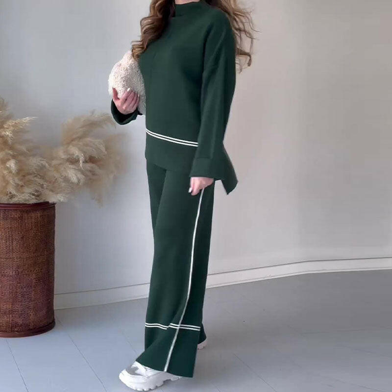 Women's Knitted Lounge Set with Micro-Flared Pants