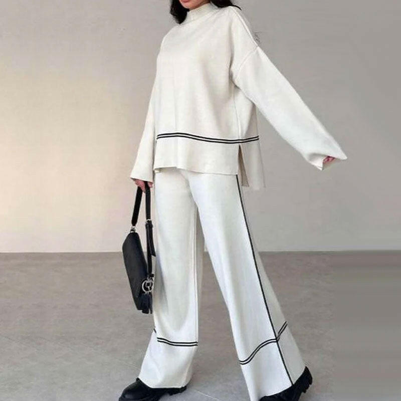 Women's Knitted Lounge Set with Micro-Flared Pants